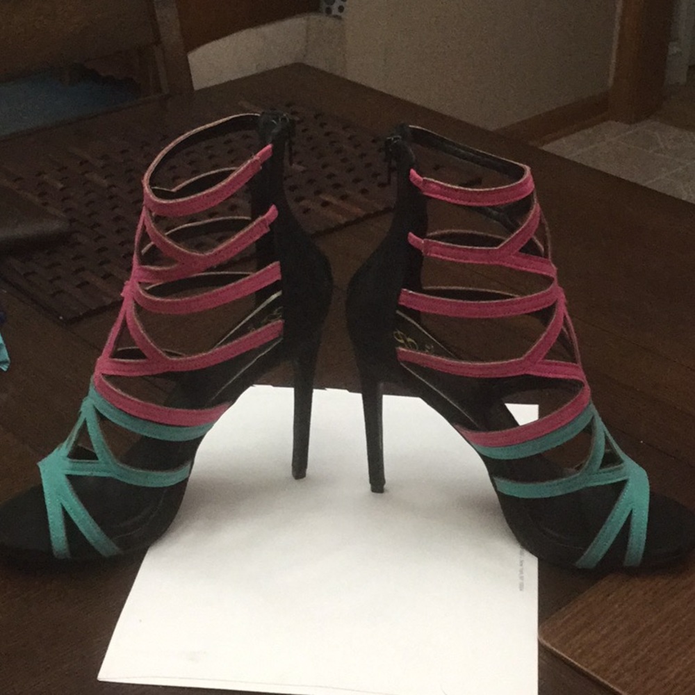 Women’s heels Sandals gladiator - Picture 3 of 5